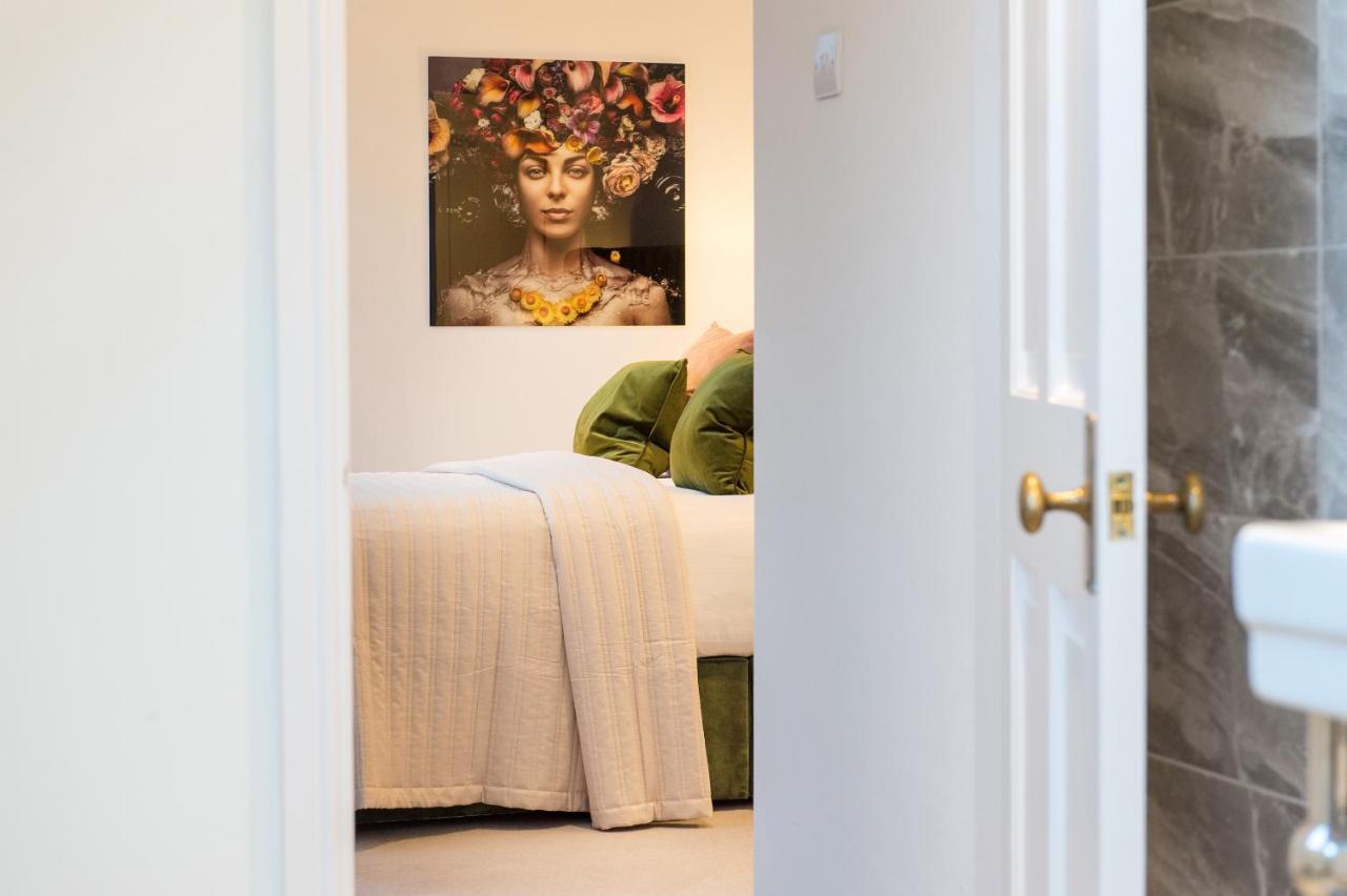 The Tower By Harrogate Serviced Apartments Екстер'єр фото