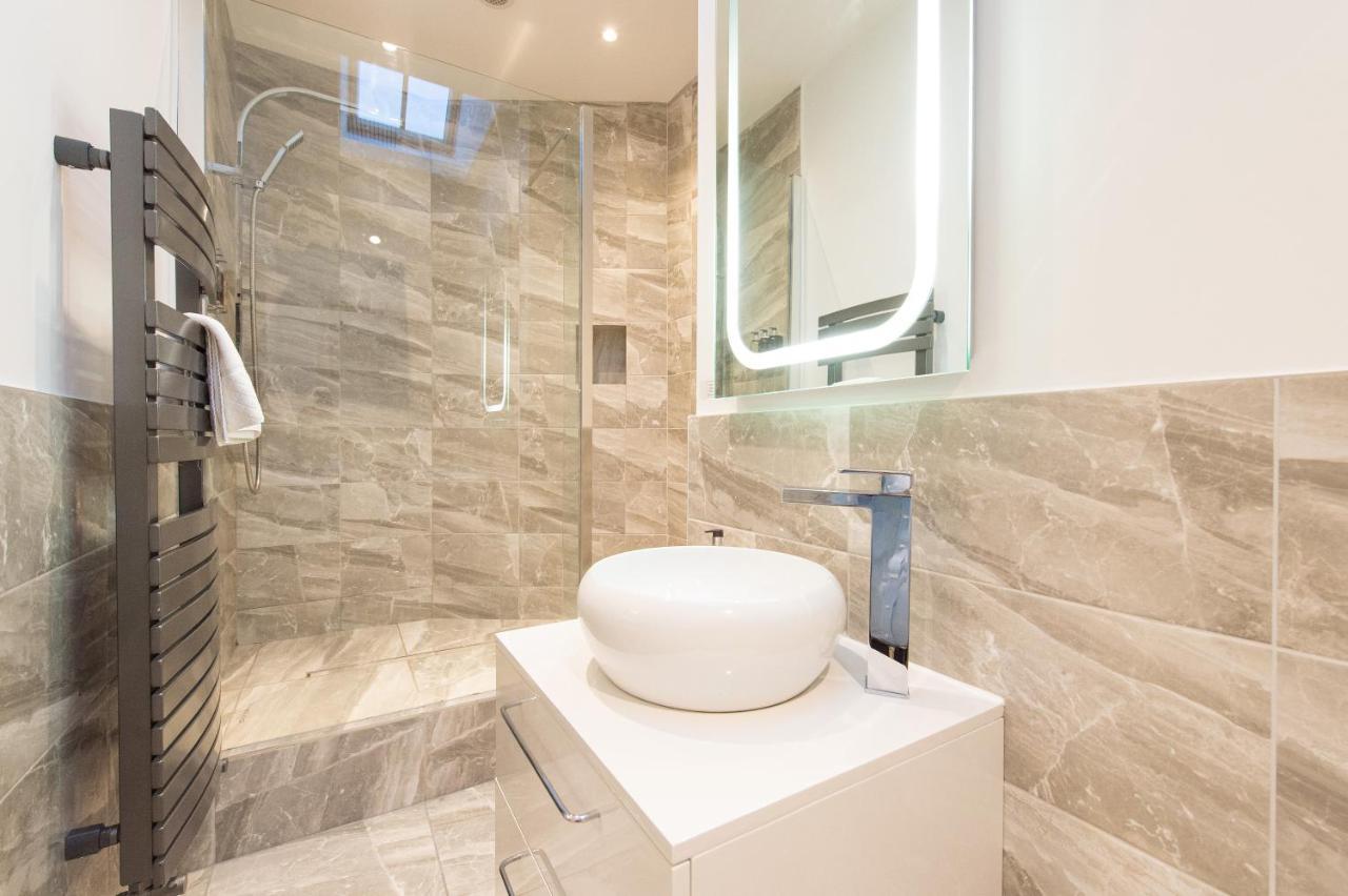 The Tower By Harrogate Serviced Apartments Екстер'єр фото