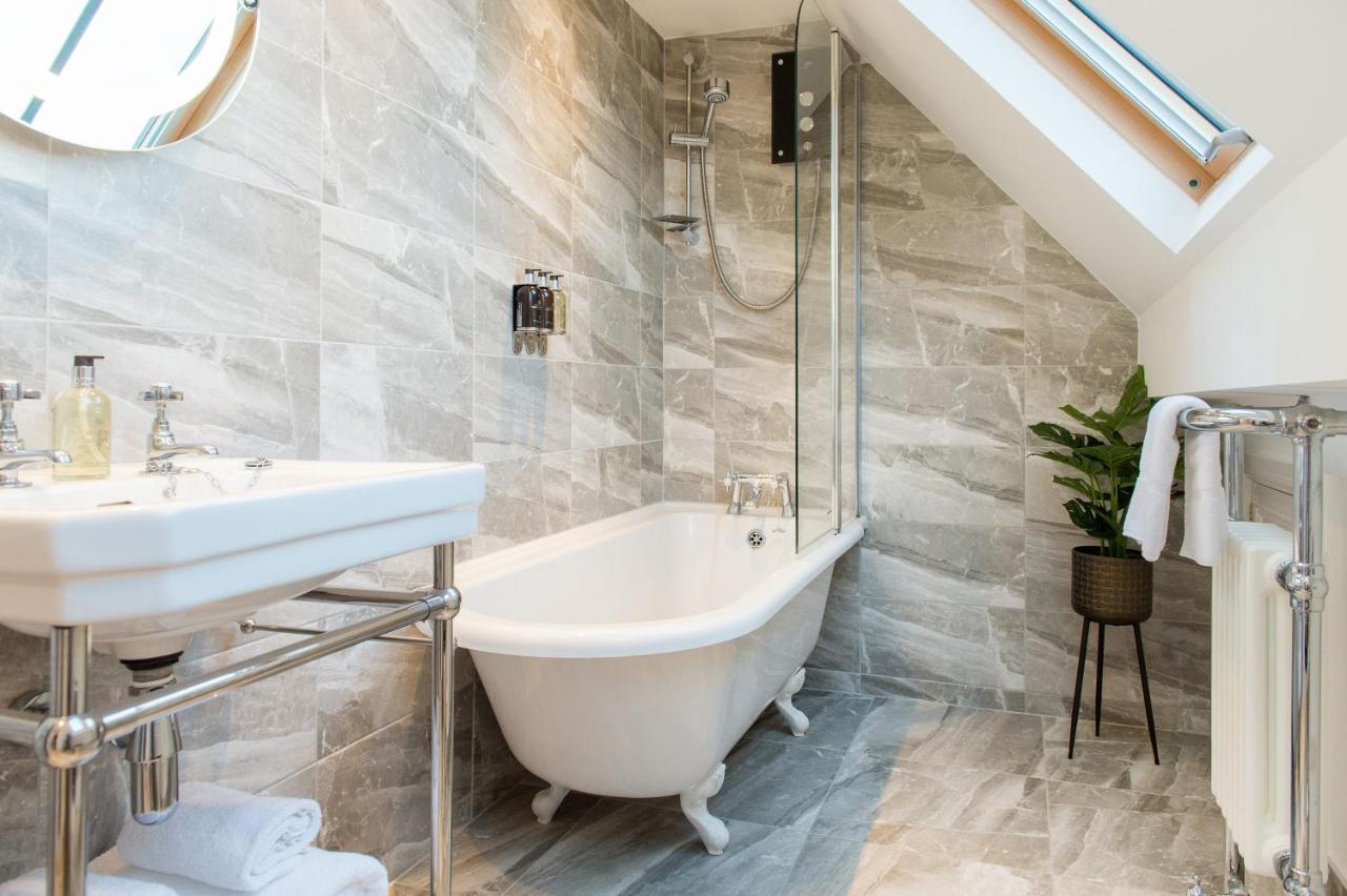 The Tower By Harrogate Serviced Apartments Екстер'єр фото