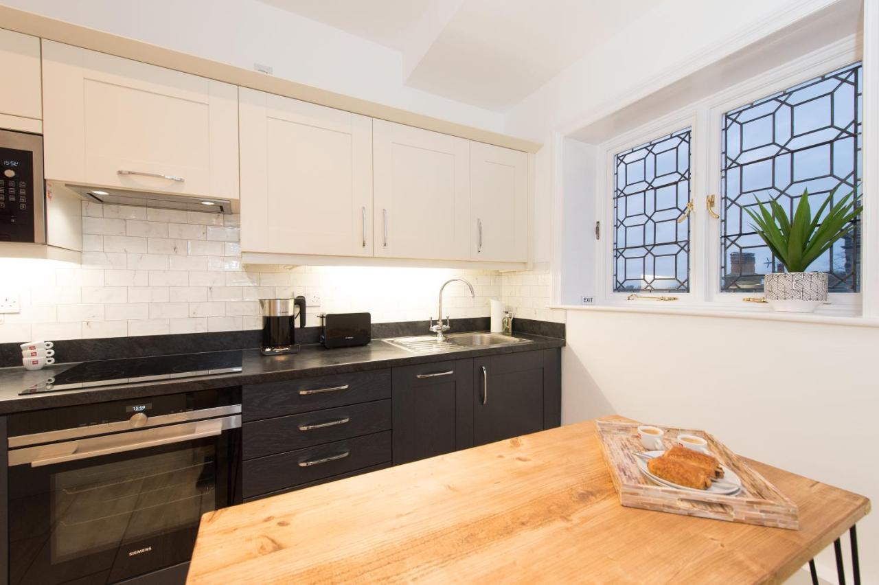 The Tower By Harrogate Serviced Apartments Екстер'єр фото
