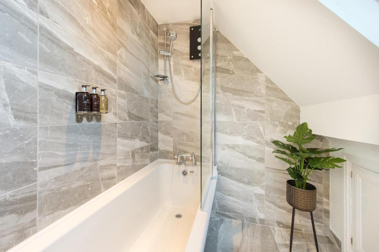 The Tower By Harrogate Serviced Apartments Екстер'єр фото